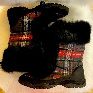 Vintage coach fur boots 9.5